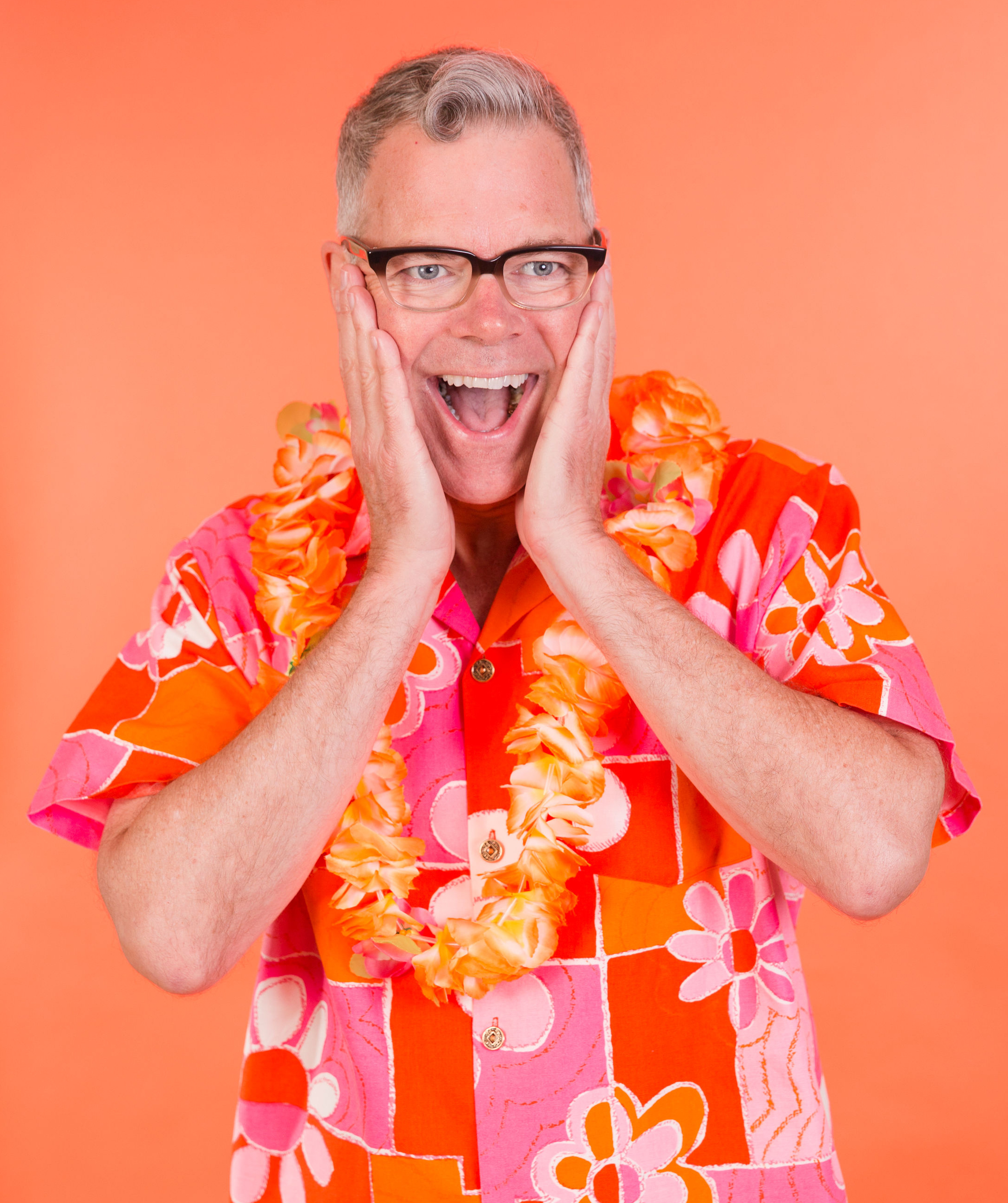 Charles Phoenix with lei